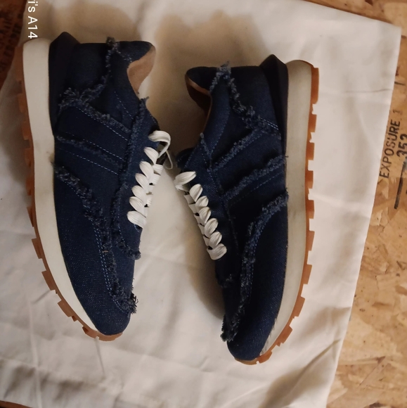 J/Slides Denim Distressed Sneakers.  True dark denim blue. Size 6B USA. EUC. - Picture 2 of 5